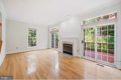 6030 Kelsey Court, Falls Church, VA 22044 - Photo 4