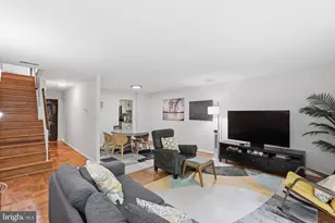 3810 Steppes Ct, Falls Church, VA 22041 - Photo 8