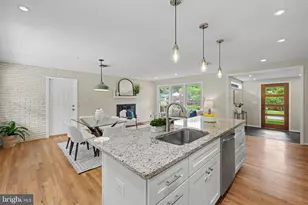 3511 Slade Run Dr, Falls Church, VA 22042 - Photo 20