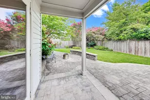 13382 Point Rider Ln, Herndon, VA 20171 - Photo 36