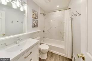 13382 Point Rider Ln, Herndon, VA 20171 - Photo 32