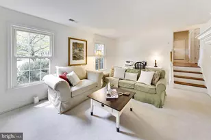 13382 Point Rider Ln, Herndon, VA 20171 - Photo 16