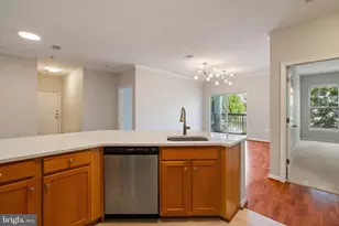 13357 Connor Dr, Centreville, VA 20120 - Photo 6