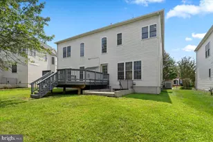 13646 Sweet Woodruff Ln, Centreville, VA 20120 - Photo 50