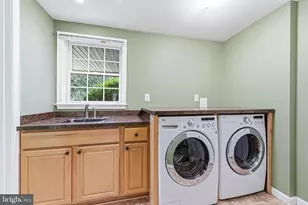 1432 Filene Ct, Vienna, VA 22182 - Photo 22