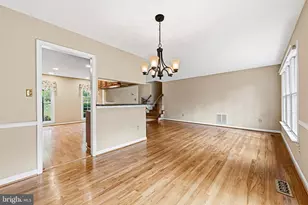 1432 Filene Ct, Vienna, VA 22182 - Photo 6