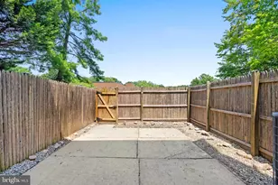 8530 Barrington Ct, Springfield, VA 22152 - Photo 30