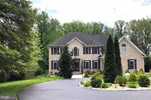 121 Kingsley Rd SE, Vienna, VA 22180 - Photo 1