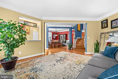 632 Nash St, Herndon, VA 20170 - Photo 4