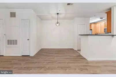 13090 Marcey Creek Road #13090, Herndon, VA 20171 - Photo 10