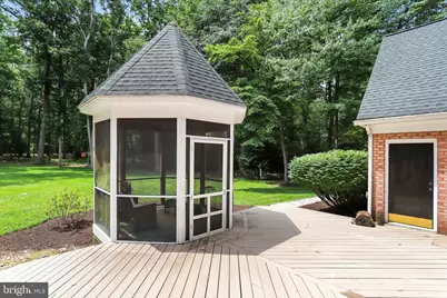 11109 Elmview Place, Great Falls, VA 22066 - Photo 32