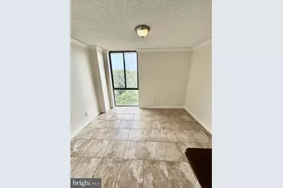 2311 Pimmit Drive #1205, Falls Church, VA 22043 - Photo 4