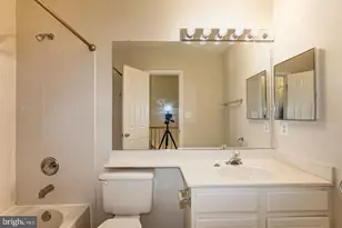 6563 McKenna Way, Alexandria, VA 22315 - Photo 14