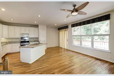 6563 McKenna Way, Alexandria, VA 22315 - Photo 8