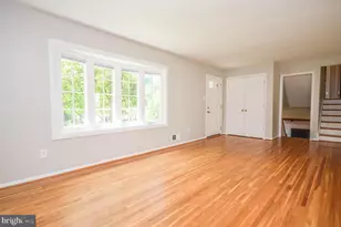 4805 Willet Dr, Annandale, VA 22003 - Photo 4