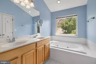 4109 Leclair Ct, Fairfax, VA 22033 - Photo 26