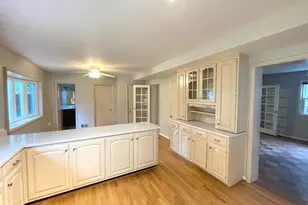 6933 Tyndale St, McLean, VA 22101 - Photo 8