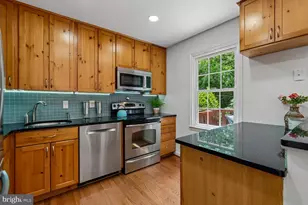 5914 Langton Dr, Alexandria, VA 22310 - Photo 14