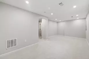 3168 Ellenwood Dr, Fairfax, VA 22031 - Photo 26