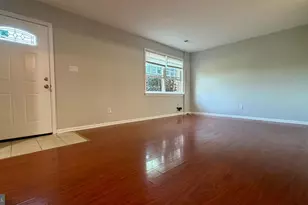 9798 Hagel Cir, Lorton, VA 22079 - Photo 4