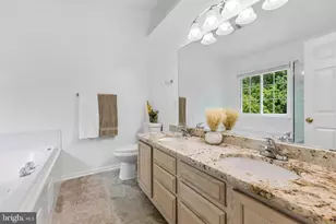 5556 Jowett Ct, Alexandria, VA 22315 - Photo 26