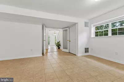 5556 Jowett Court, Alexandria, VA 22315 - Photo 6