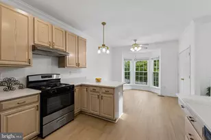5556 Jowett Ct, Alexandria, VA 22315 - Photo 18
