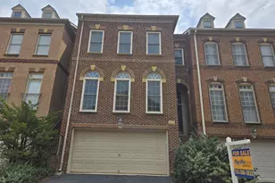12483 Rose Path Cir, Fairfax, VA 22033 - Photo 1