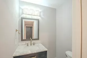 12138 Captiva Ct, Reston, VA 20191 - Photo 8
