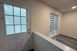 14934 Lady Madonna Ct, Centreville, VA 20120 - Photo 2