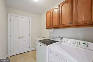 12825 Rose Grove Dr, Oak Hill, VA 20171 - Photo 56