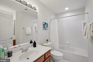 12825 Rose Grove Dr, Oak Hill, VA 20171 - Photo 46