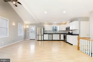 6341 Dogwood Pl, Falls Church, VA 22041 - Photo 10
