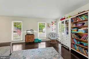 8019 Oak Bridge Ln, Fairfax Station, VA 22039 - Photo 2