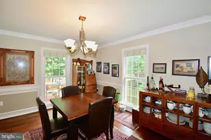 6153 Summer Park Ln, Alexandria, VA 22315 - Photo 12