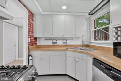 7027 Jefferson Avenue, Falls Church, VA 22042 - Photo 10