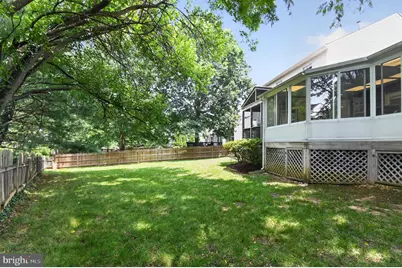 1588 Kingstream Circle, Herndon, VA 20170 - Photo 36