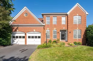 2410 Dakota Lakes Dr, Herndon, VA 20171 - Photo 1