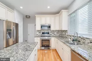 2410 Dakota Lakes Dr, Herndon, VA 20171 - Photo 20