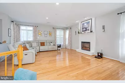 2410 Dakota Lakes Drive, Herndon, VA 20171 - Photo 10