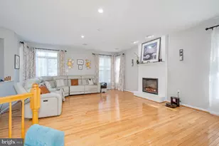 2410 Dakota Lakes Dr, Herndon, VA 20171 - Photo 10
