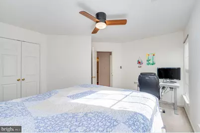 2410 Dakota Lakes Drive, Herndon, VA 20171 - Photo 36