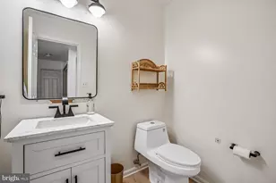 5944 Norham Dr, Alexandria, VA 22315 - Photo 26
