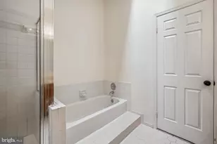 5944 Norham Dr, Alexandria, VA 22315 - Photo 36