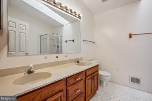 5944 Norham Dr, Alexandria, VA 22315 - Photo 34