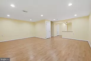 9135 Stonegarden Dr, Lorton, VA 22079 - Photo 30
