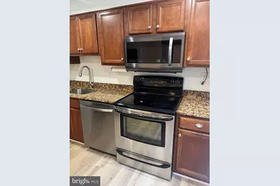 5230 Lonsdale Drive, Springfield, VA 22151 - Photo 10