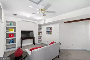 6537 Palisades Dr, Centreville, VA 20121 - Photo 62