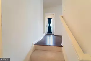 11391 Aristotle Dr, Fairfax, VA 22030 - Photo 6