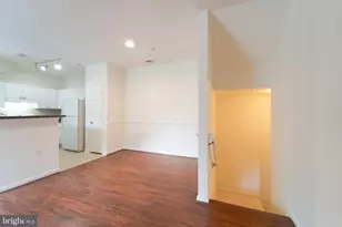 11391 Aristotle Dr, Fairfax, VA 22030 - Photo 8